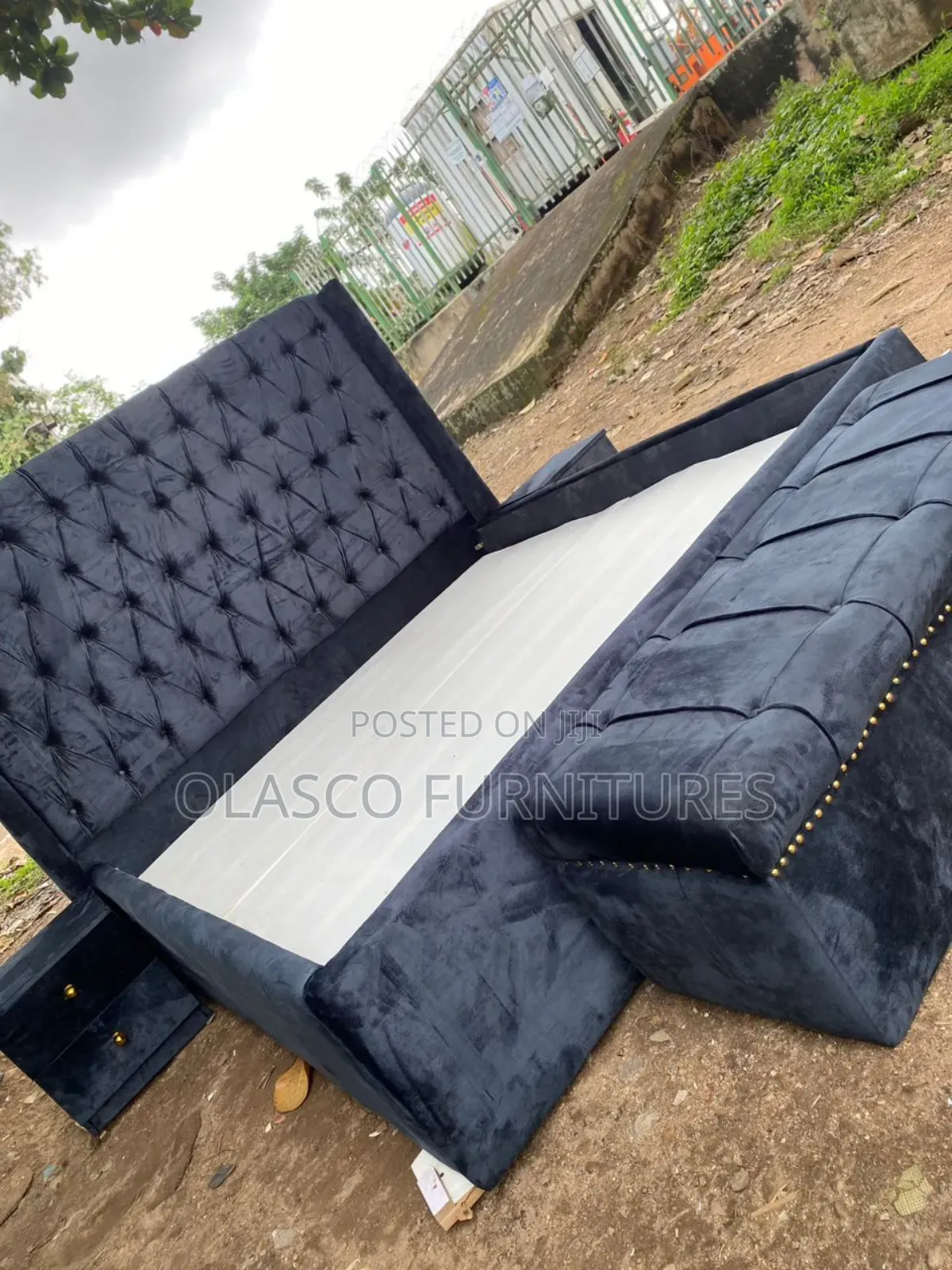 6by6 Bedframe Is Available