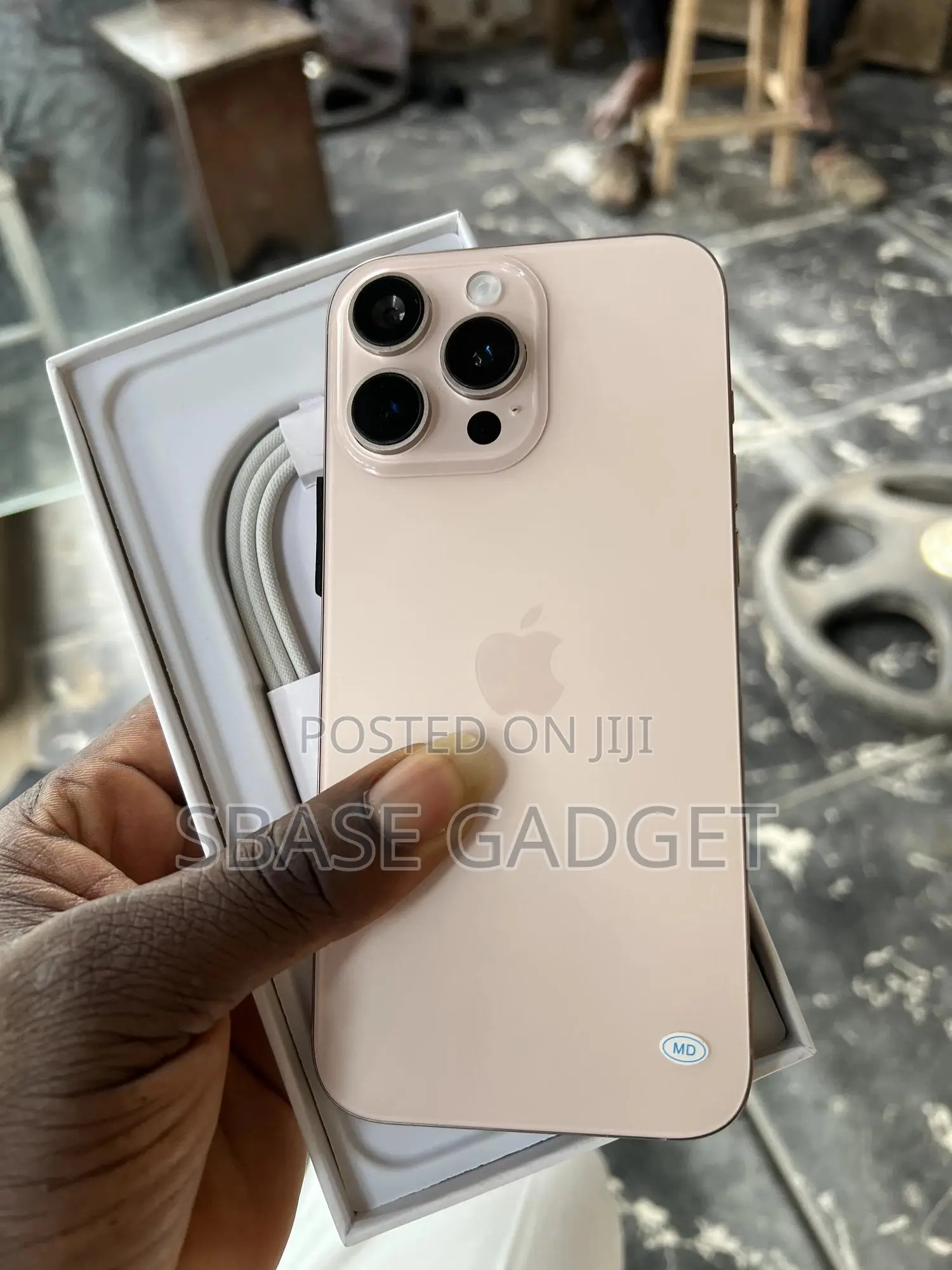 Apple iPhone 16 Pro Max 256 GB Gold