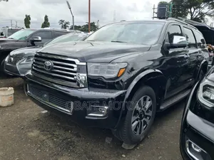 Toyota Sequoia Platinum 4dr SUV (5.7L 8cyl 6A) 2015 Black