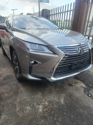 Lexus LX 2017 Gold