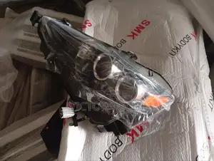 Headlights Lexus Is250/ Is350 2014