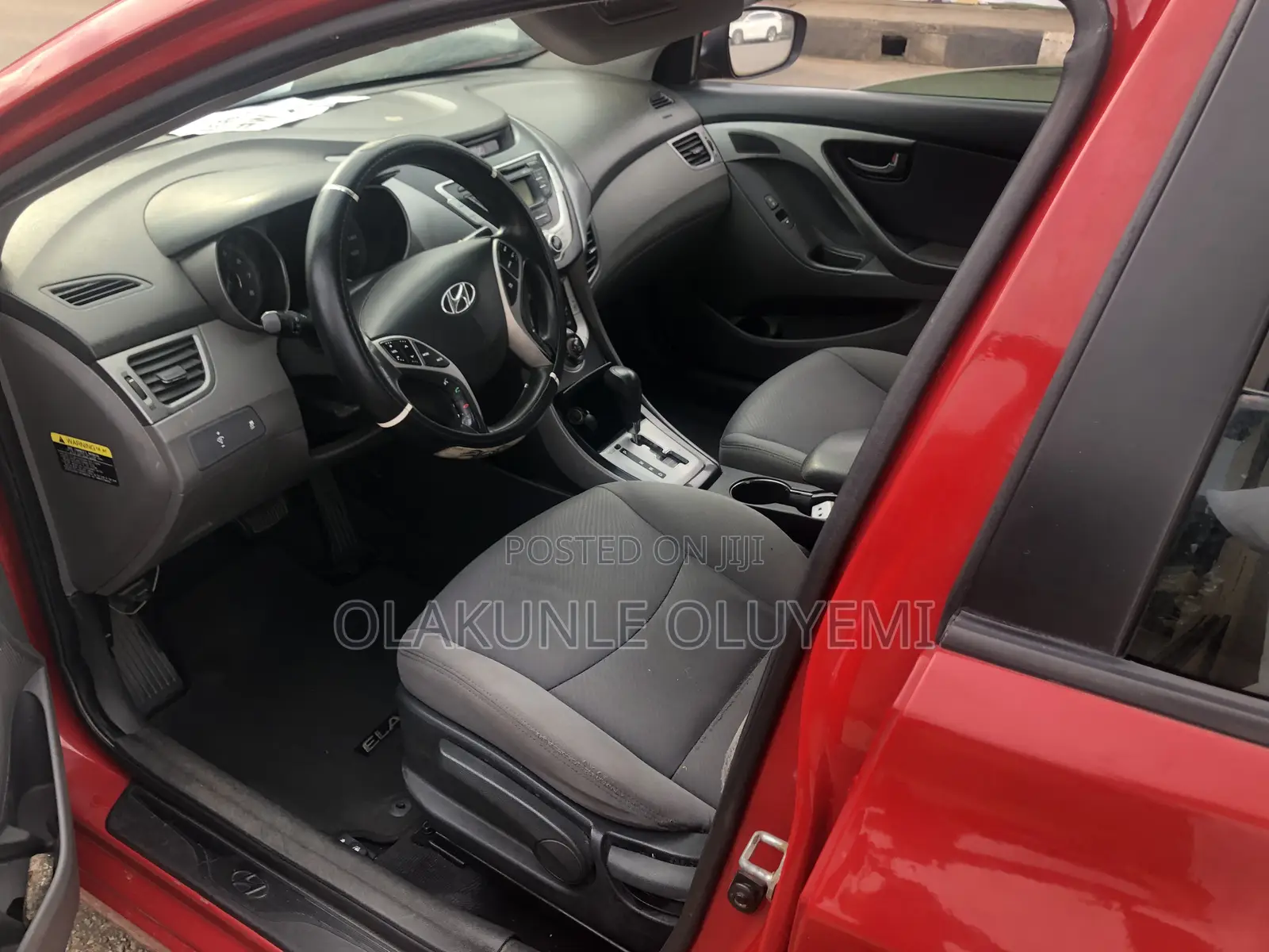 Hyundai Elantra 2012 Red