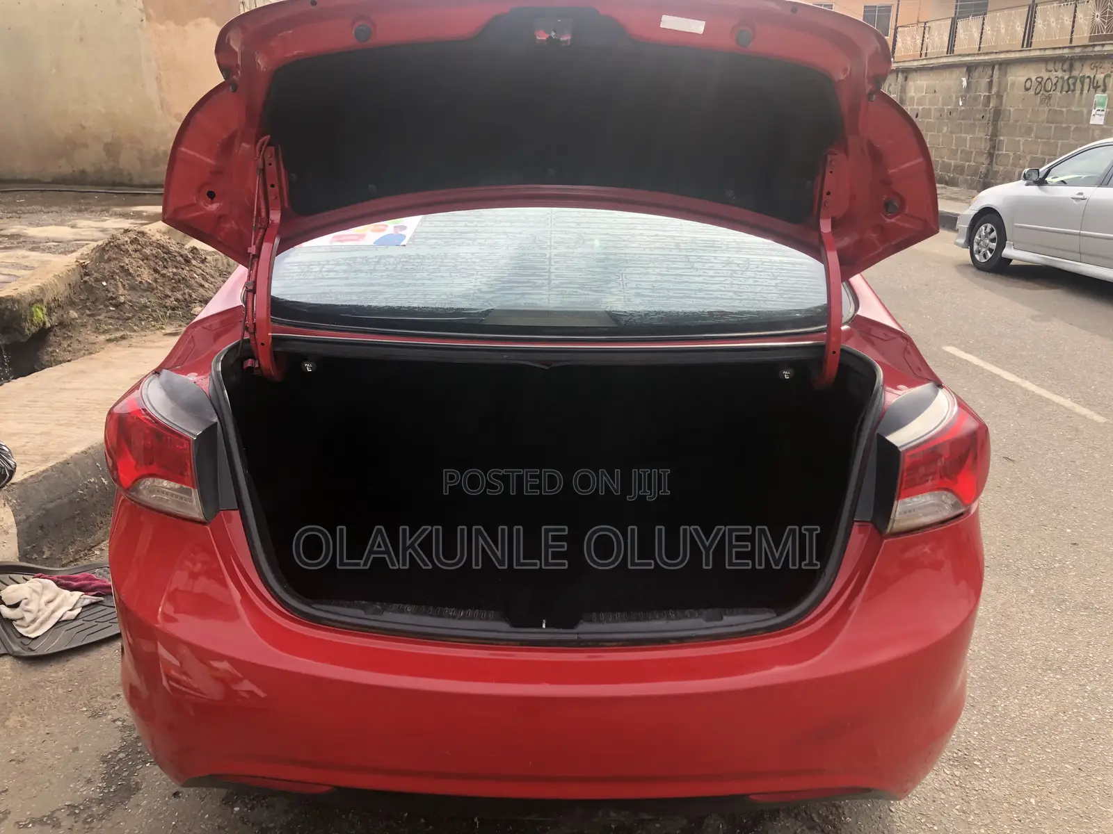 Hyundai Elantra 2012 Red