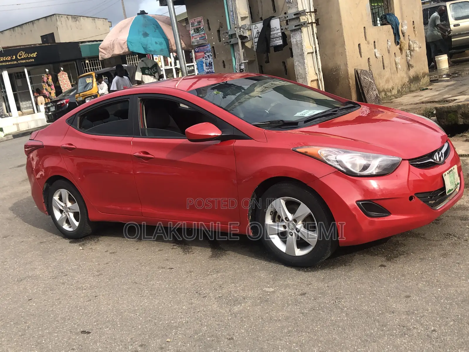 Hyundai Elantra 2012 Red