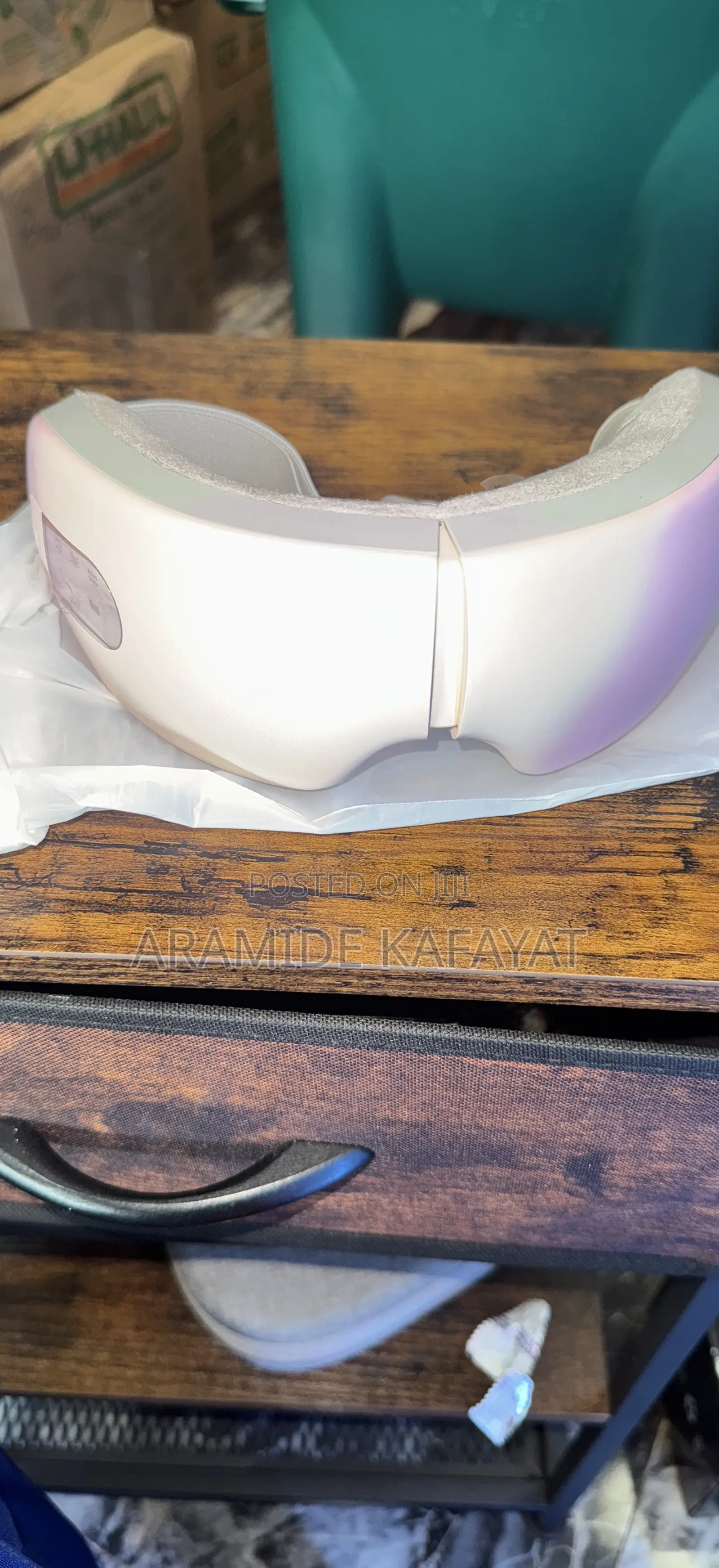 Eyeology Massager