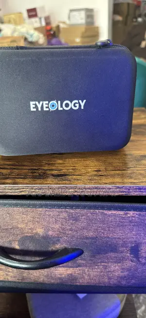Eyeology Massager