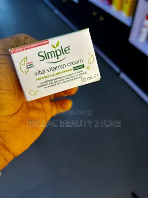 Simple Vital Vitamin Cream
