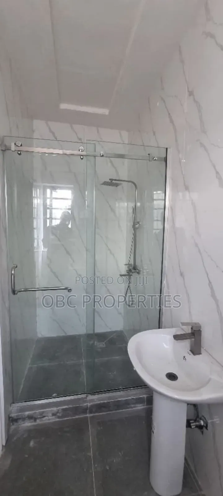 4 Bedrooms Fully Detached Duplex