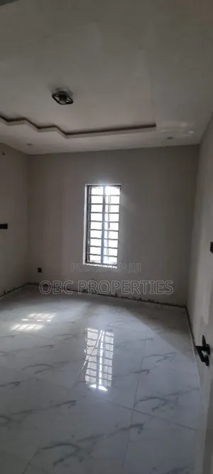 4 Bedrooms Fully Detached Duplex