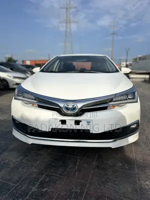 Toyota Corolla 2019 White
