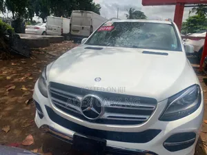 Mercedes-Benz GLE-Class GLE 350d 4MATIC 2017 White