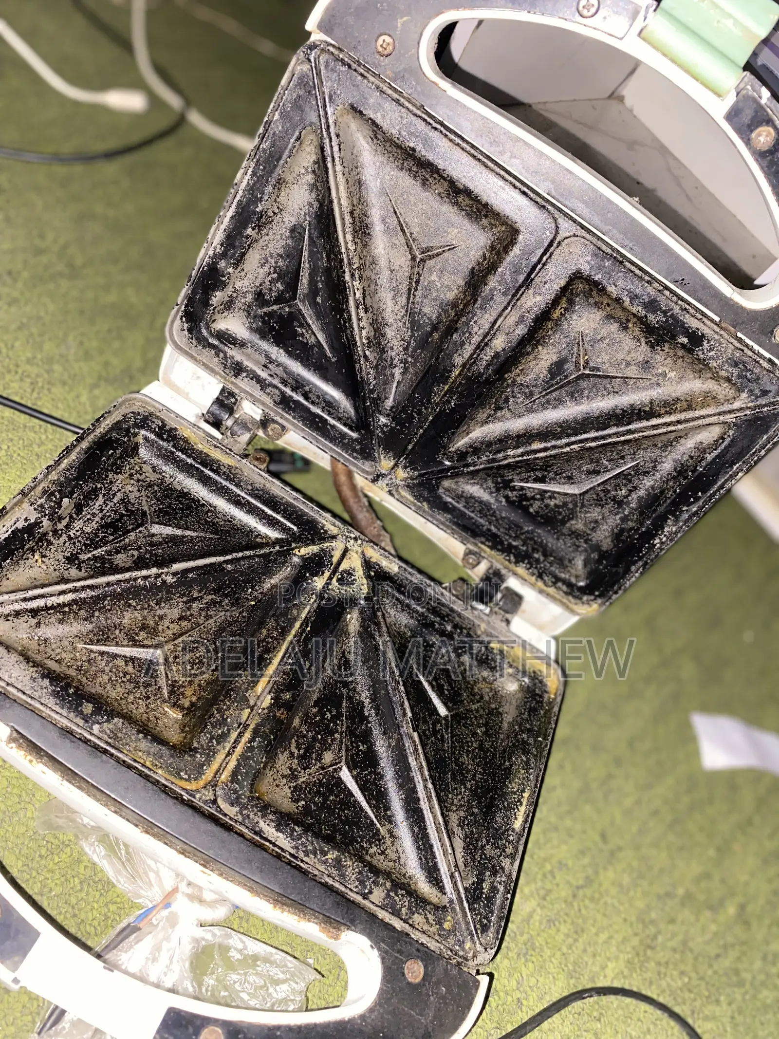 Binatone Electric Sandwich Toaster