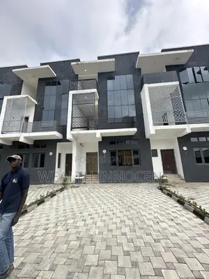 4bdrm Duplex in Gudu for sale