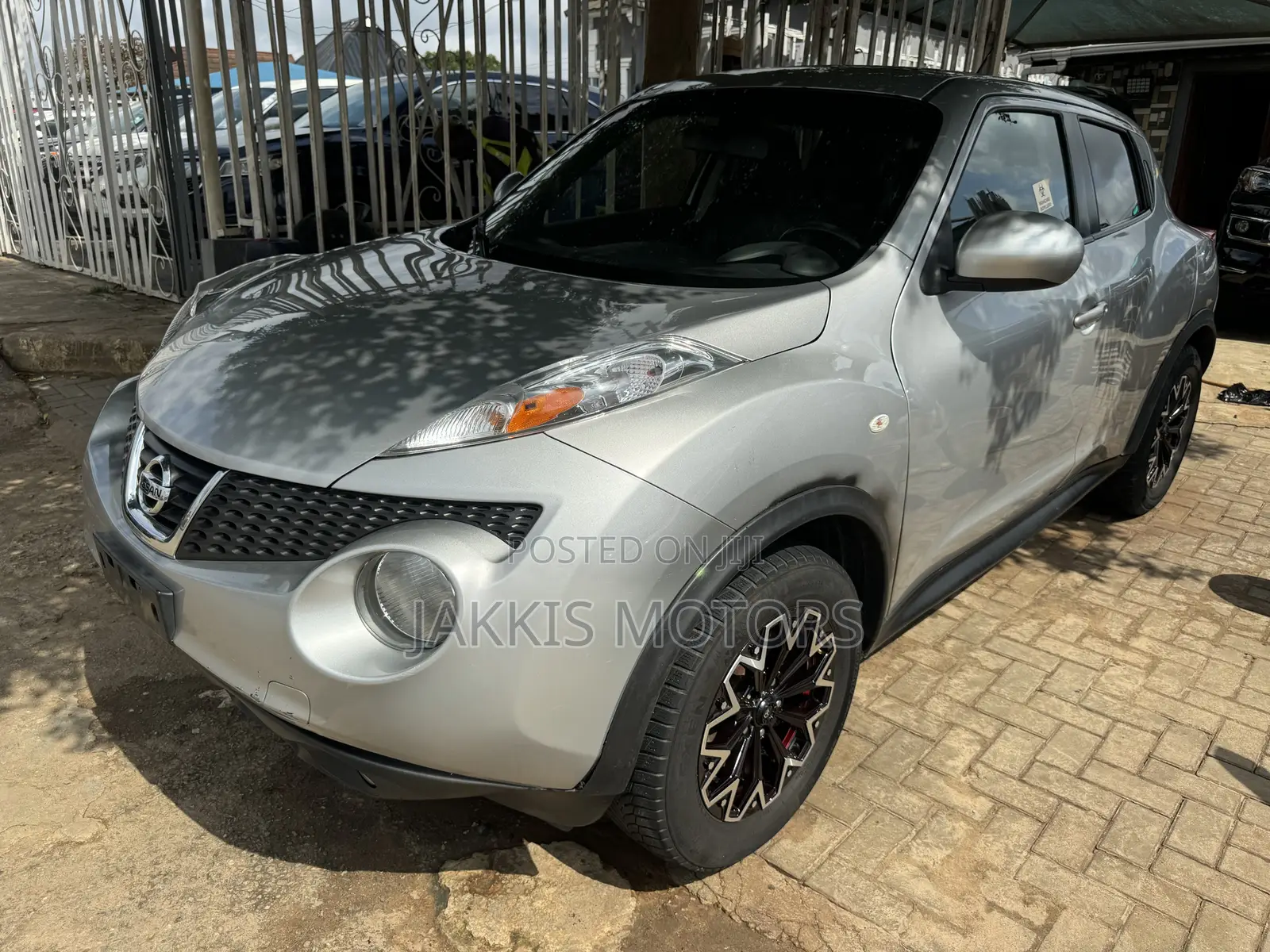 Nissan Juke 2012 Silver