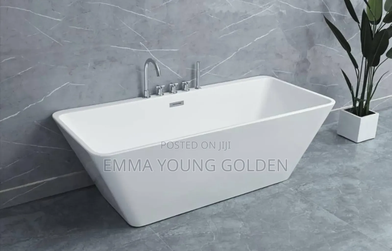 Fiber Bath Tub With Mixer