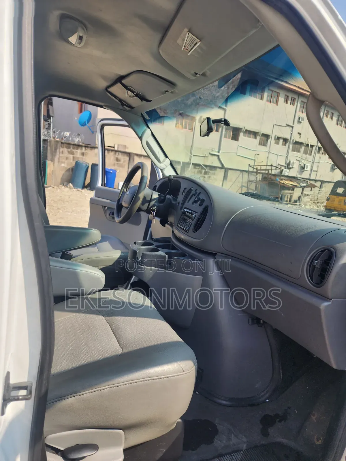 Ford E250 2008 White