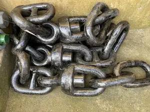 Stud Link Anchor Chain With Integrated Swivel Shackles