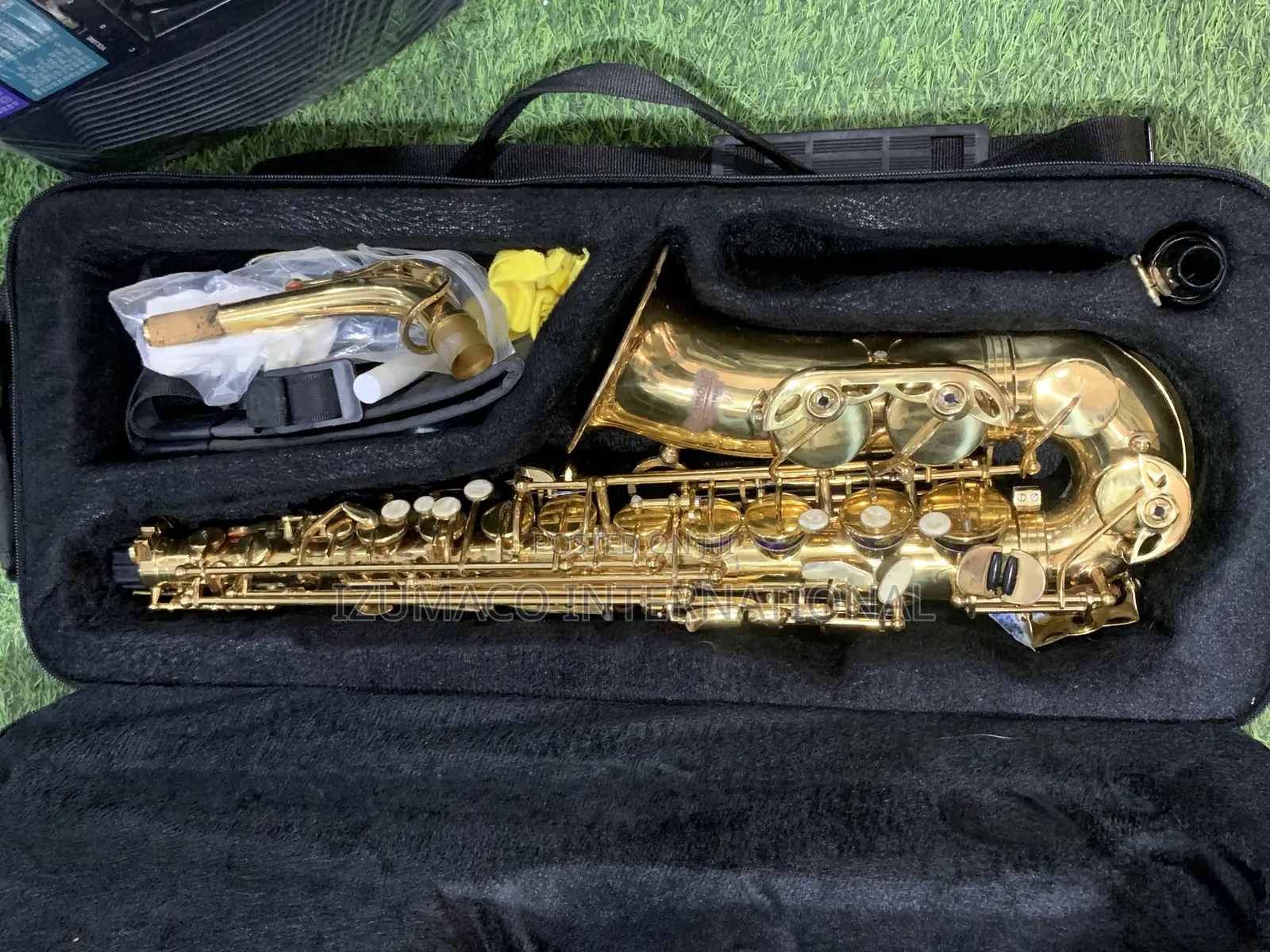 Durable De Amours Auto Saxophone