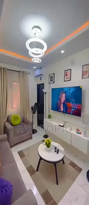 530809pm -- Cozy 1 Bedroom Shortlet in Yaba