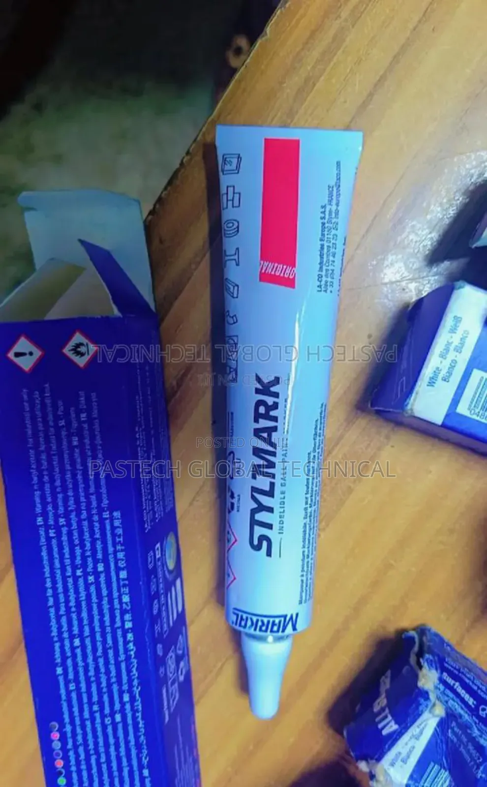Markal Stylmark Indelible Paint Marker (White)
