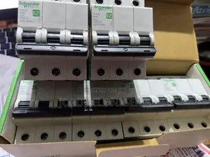 Schneider Easy 9 MCB Breaker 3pole 63a