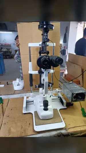 Ophthalmologists / Optometrists Slit Lamp