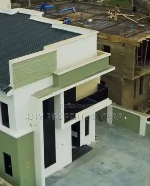 Furnished 4bdrm Duplex in Akobo for sale