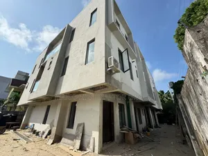 4bdrm Duplex in Banana Island Estate for sale