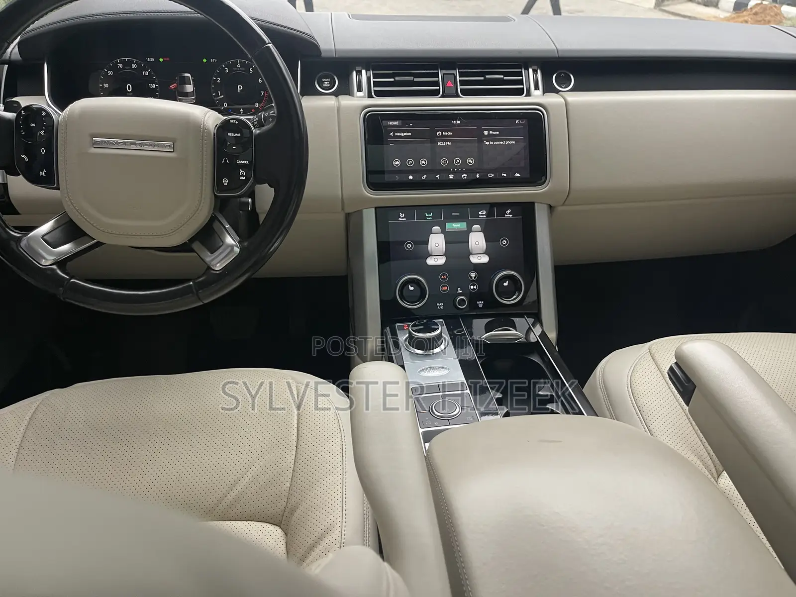 Land Rover Range Rover Vogue 2017 Black