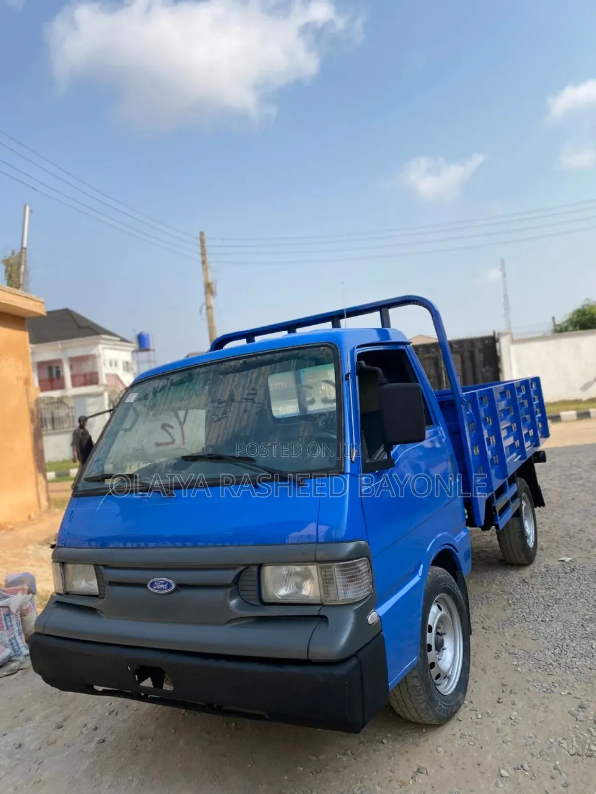 Mazda E2000 2012 Blue