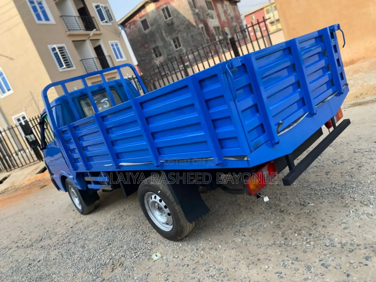 Mazda E2000 2012 Blue