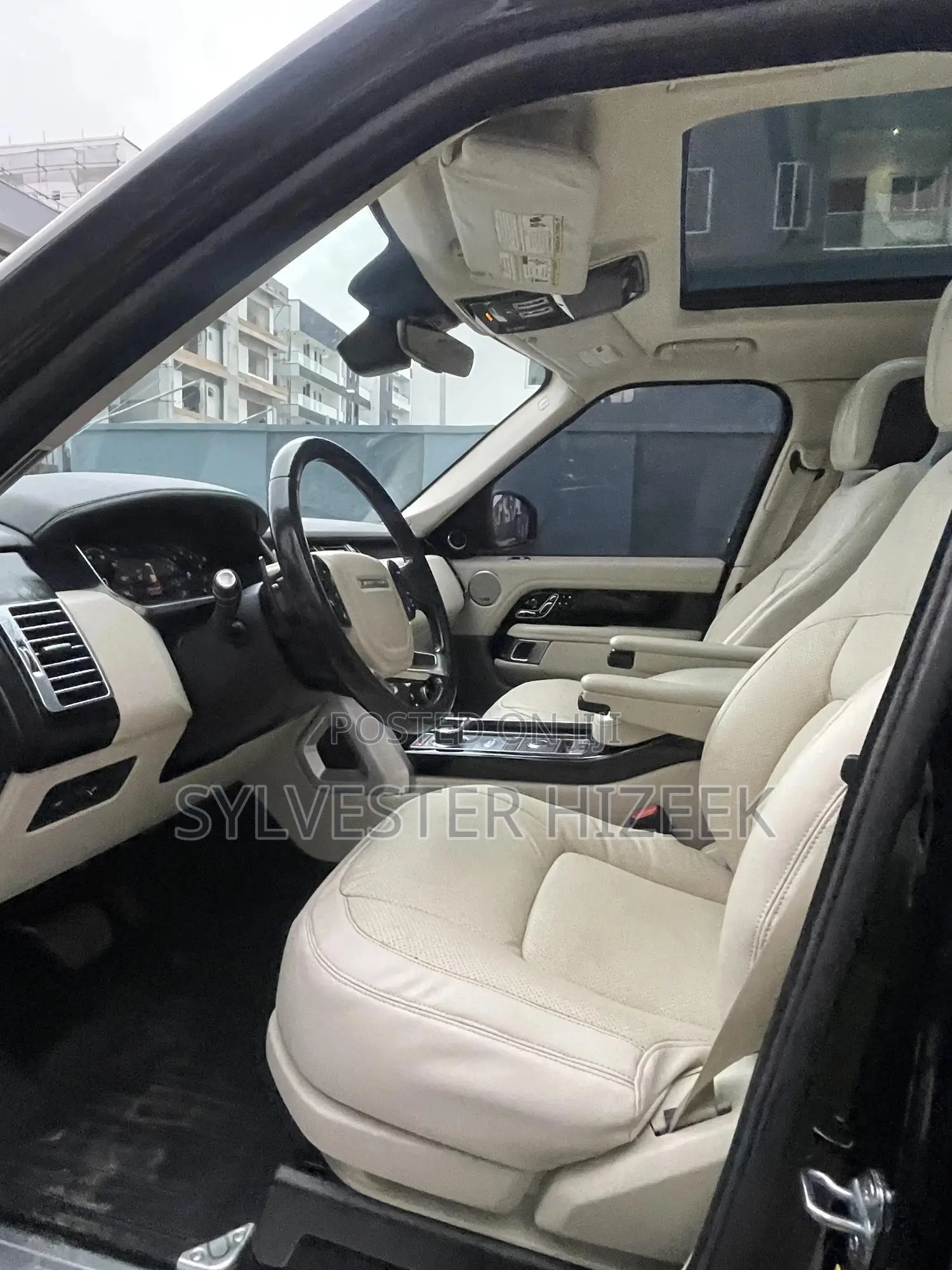 Land Rover Range Rover Vogue 2017 Black