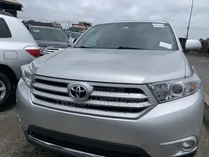 Toyota Highlander Limited 2012 Silver