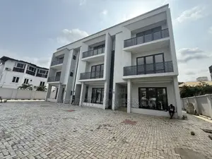 4bdrm Townhouse / Terrace in Maitama for rent