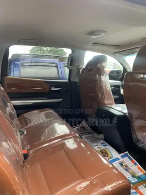 Toyota Tundra 2018 Brown
