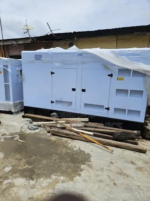 Perkins 650kva Diesel Soundproof Generator