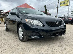 Toyota Corolla 2010 Black