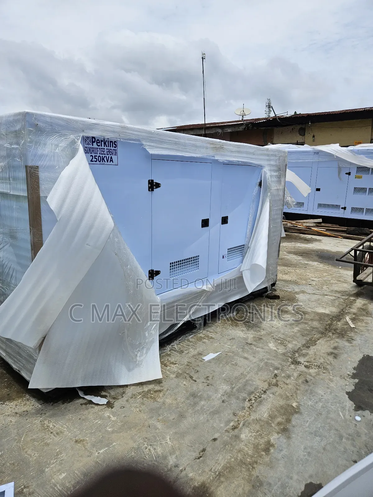 Perkins 250kva Diesel Soundproof Generator Available