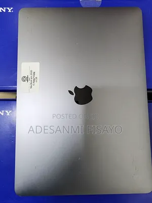 Laptop Apple MacBook Pro 2020 16GB Intel Core I5 SSD 256GB