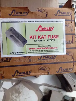 100amps Stanley Fuse and Base