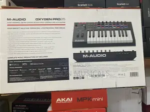 M-Audio Oxygen Pro25 25-Key Powerful Usb Midi Keyboard With Controller