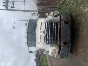 Mack Trailer Tank Truck