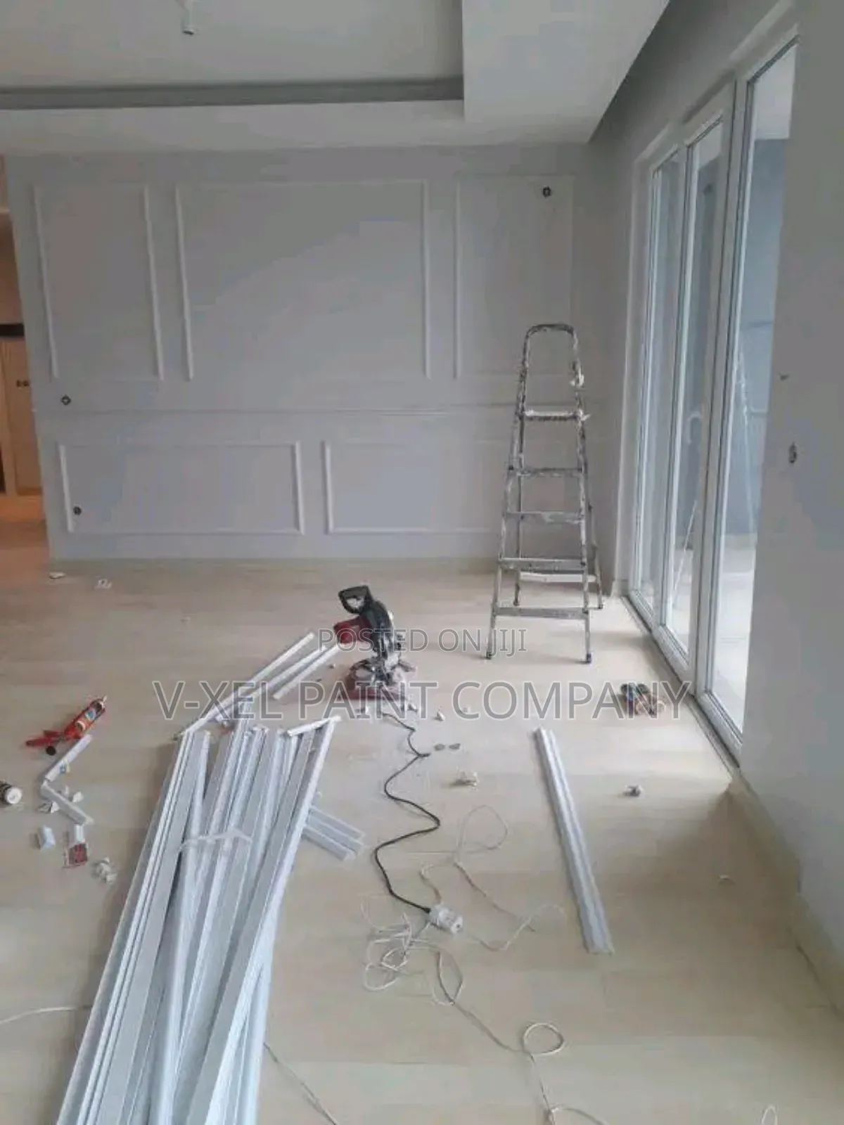 Active House Painter/ Wall Brackets