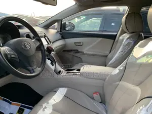 Toyota Venza AWD 2011 Blue