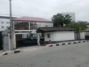 Furnished 6bdrm Duplex in Awolowo Road for sale