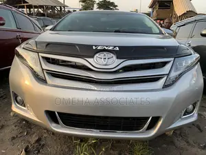Toyota Venza Limited 4dr Wagon AWD (3.5L 6cyl 6A) 2015 Silver