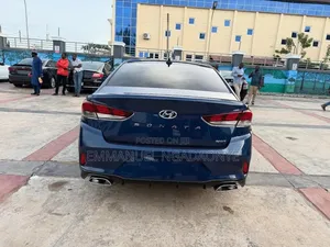 Hyundai Sonata 2018 Blue