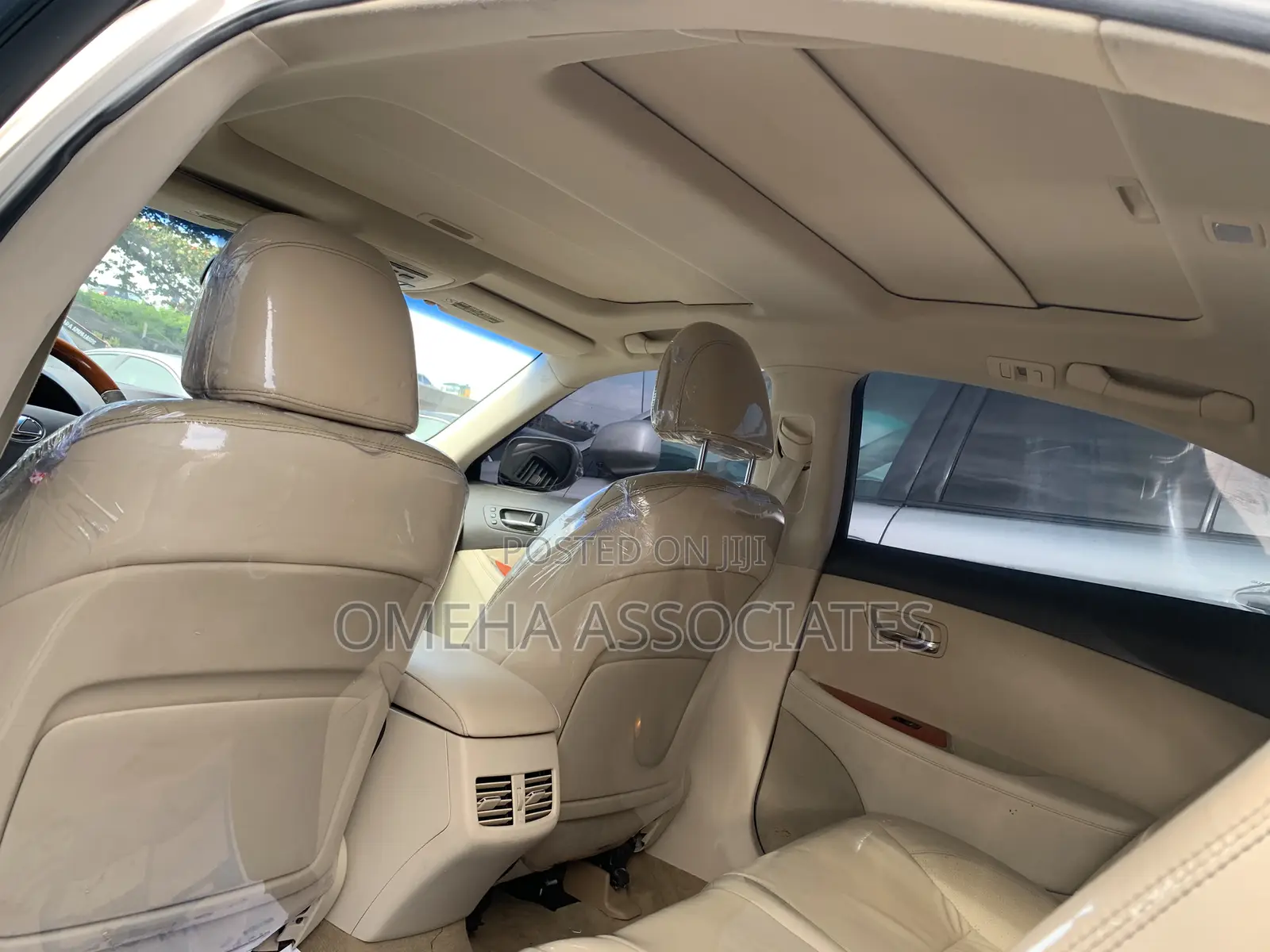 Lexus ES 350 2011 Gold
