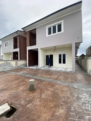 4bdrm Duplex in Rivtaf Golf Estate, Trans Amadi for sale