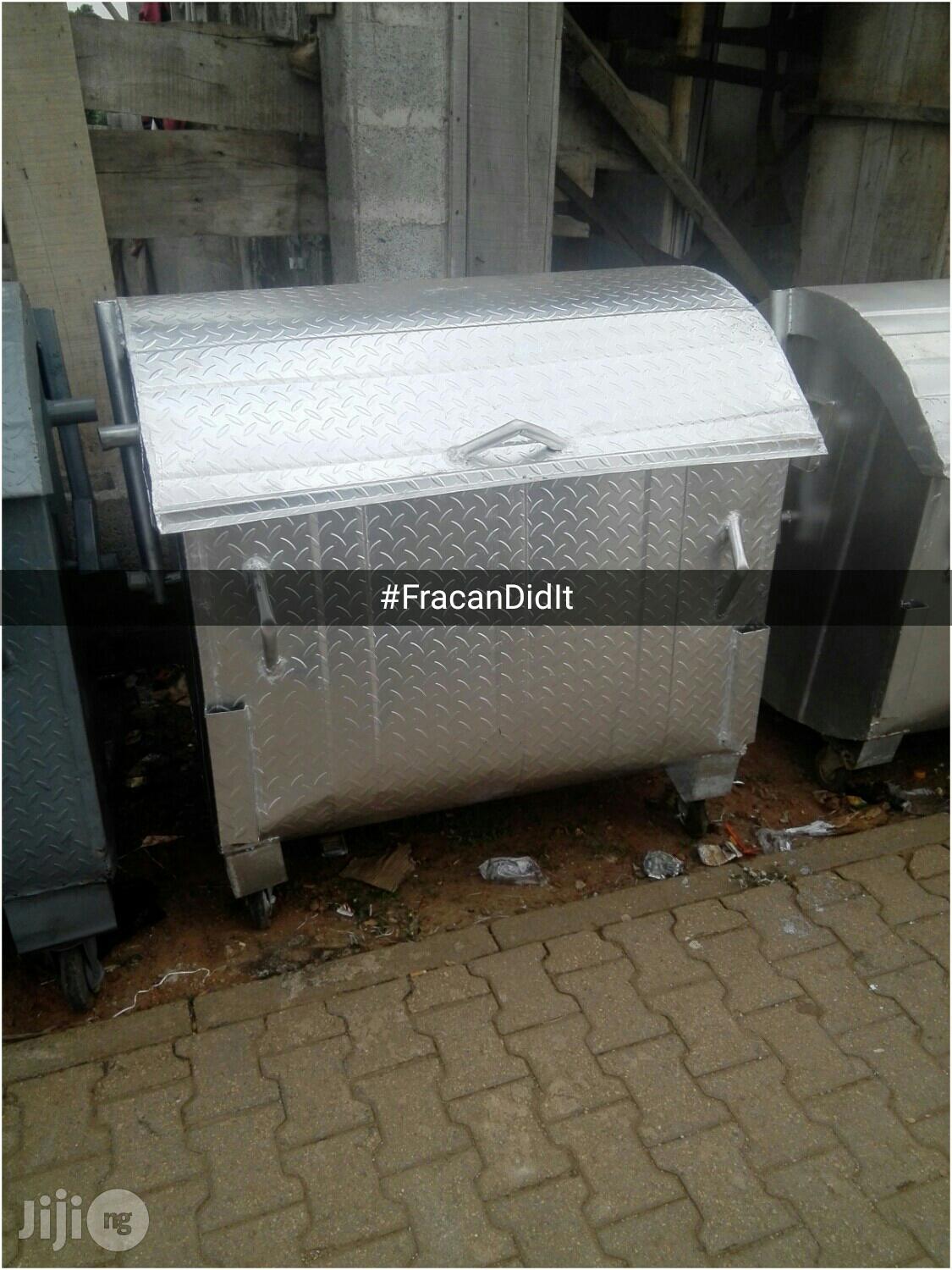 Refuse Bin. 1200 Liter